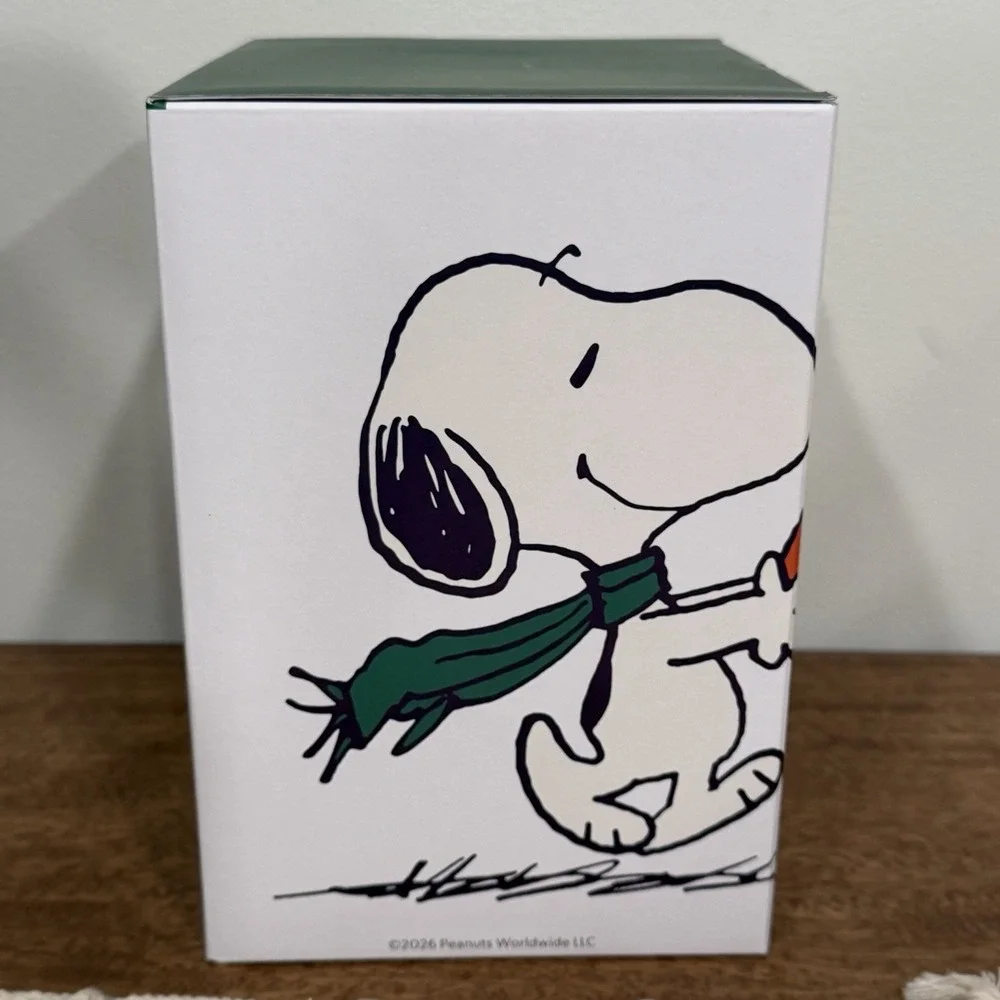 Starbucks x Peanuts Snoopy Plush 2026 Limited Edition NEW Barista Coffee Apron